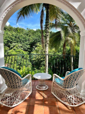 Traditional Villa for up to 16 Guest in Jarabacoa
